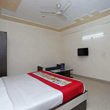 Hotel O Shanti Palace Agra  Zewnętrze zdjęcie